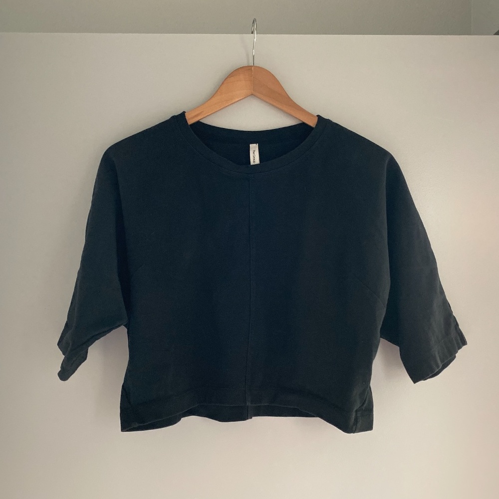 Aritzia — Babaton — Rosie Cropped Top Black